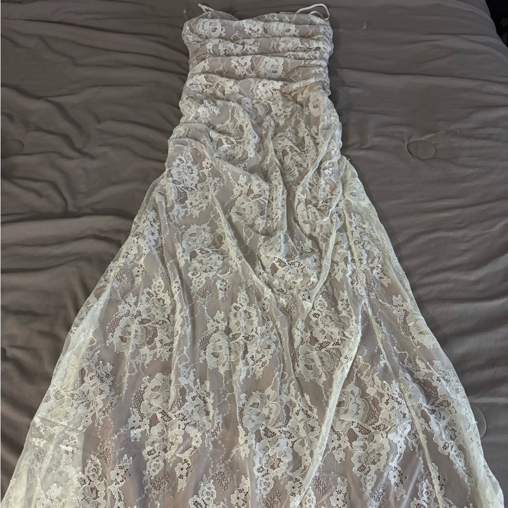 House of CB Cream Lace Maxi Dress - Picture 5 of 9